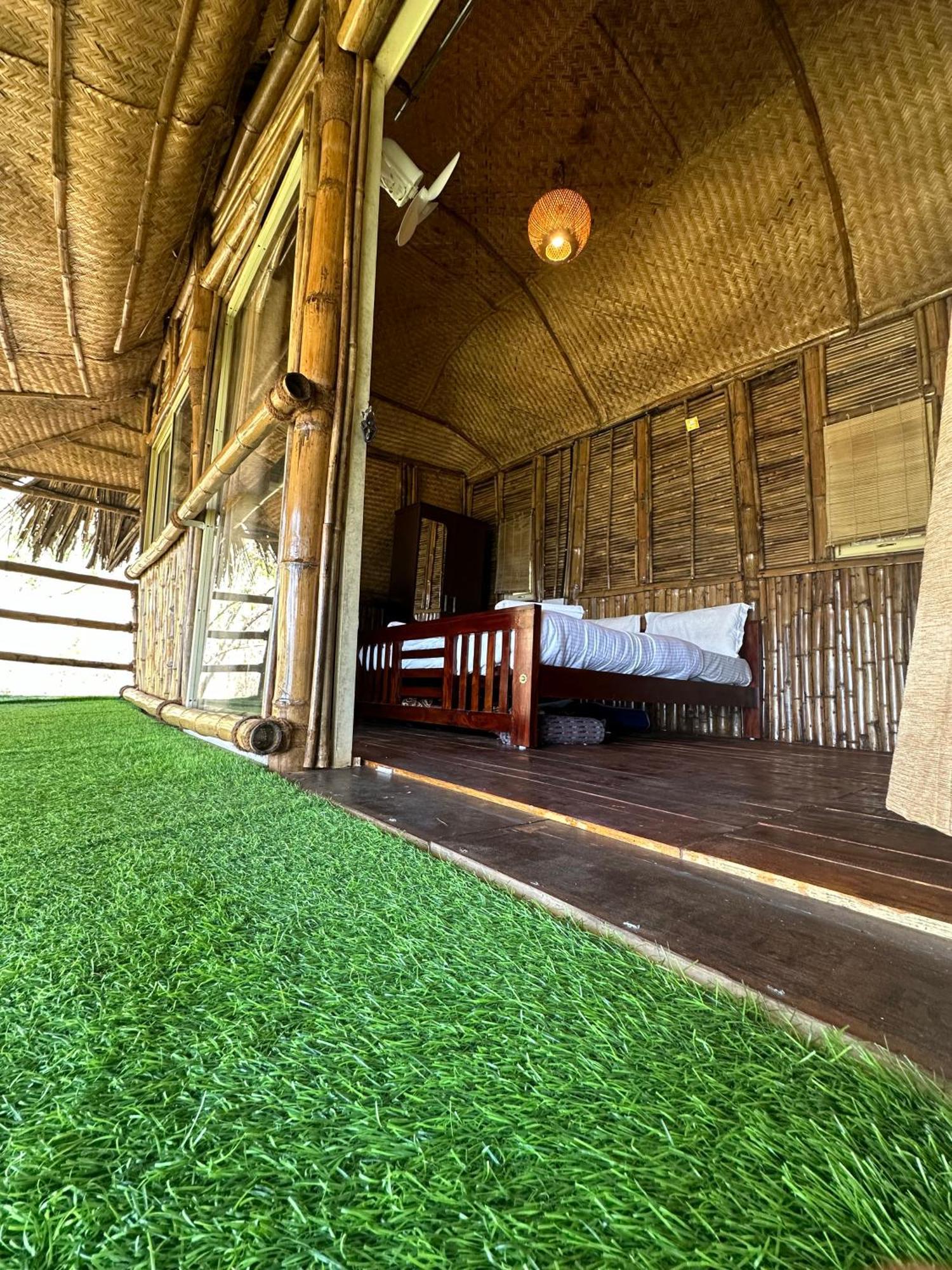 Sunset Valley Kerala Pool Resort - Serene Natural Forest Cottage Stay In Idukki With Sunrise & Sunset Panoramas, Natural Streams & Tranquil Summer Evenings Pīrmed Eksteriør bilde