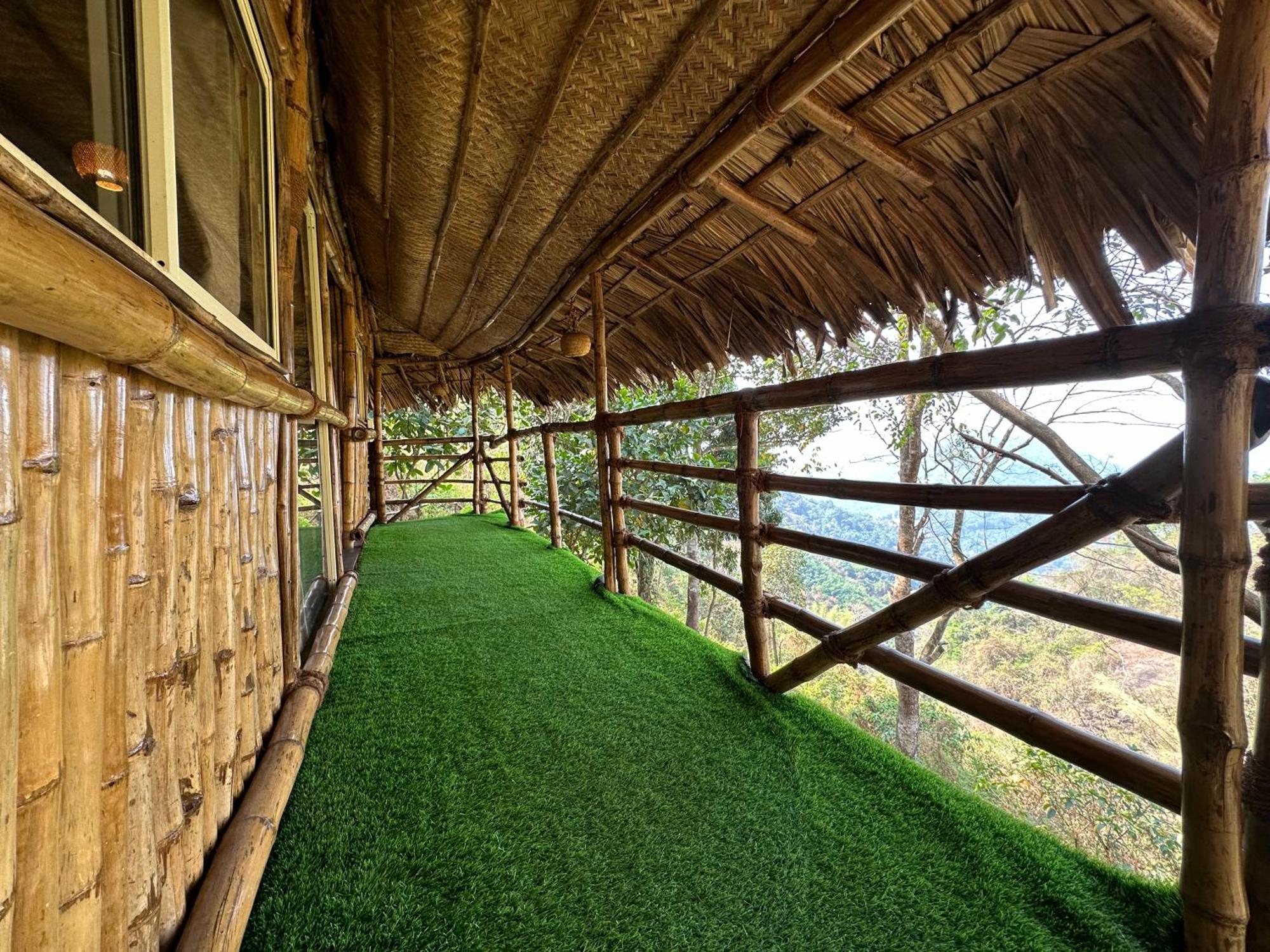 Sunset Valley Kerala Pool Resort - Serene Natural Forest Cottage Stay In Idukki With Sunrise & Sunset Panoramas, Natural Streams & Tranquil Summer Evenings Pīrmed Eksteriør bilde